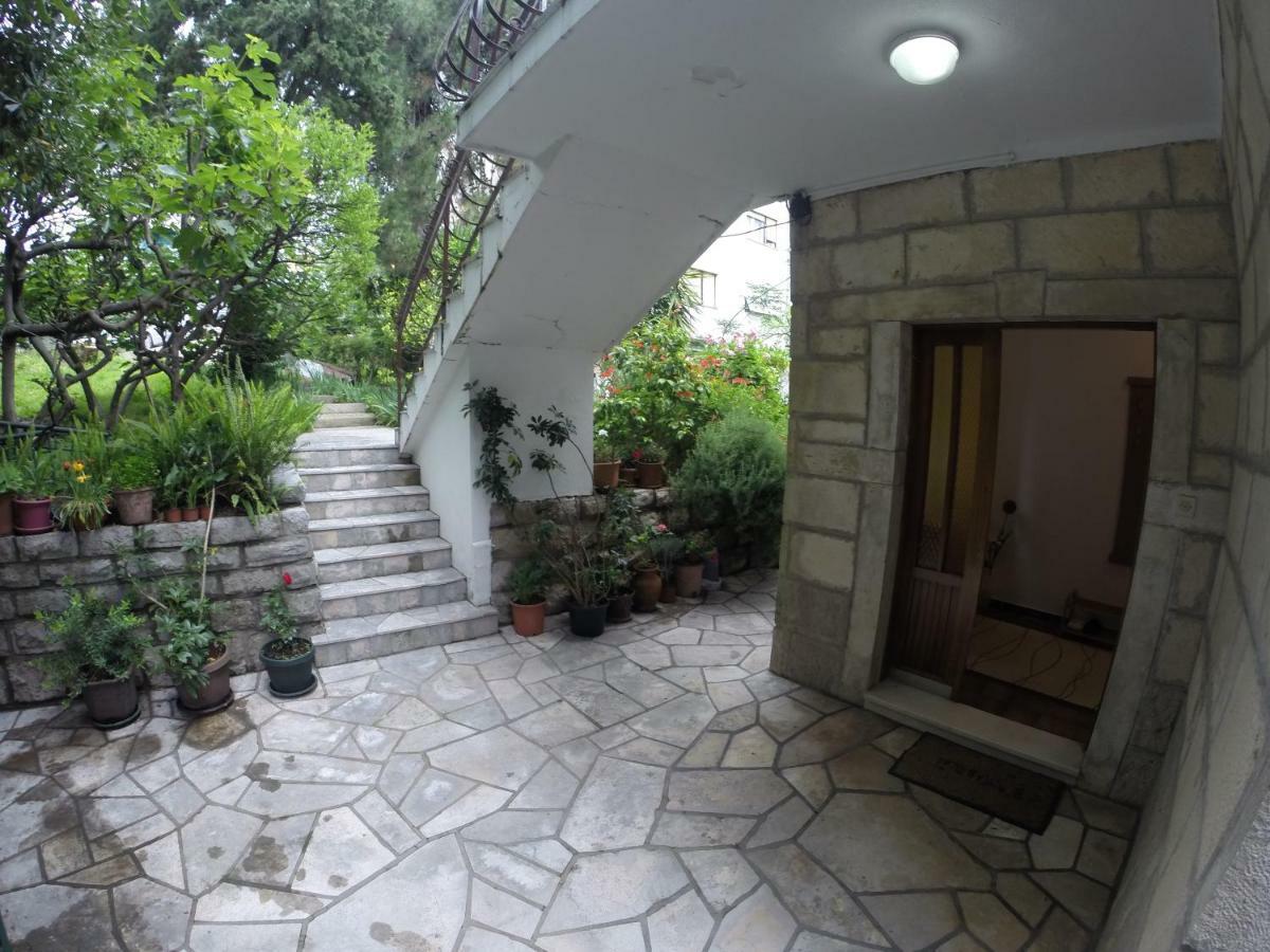 Vuksanovic Apartment Херцег Нови Екстериор снимка
